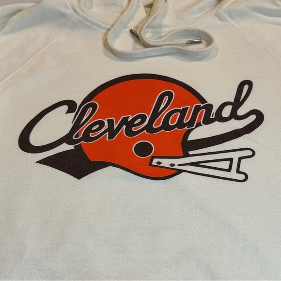 Cleveland Football Hoodie | Size L | Cream Graphic Sweatshirt - Picture 2 of 12